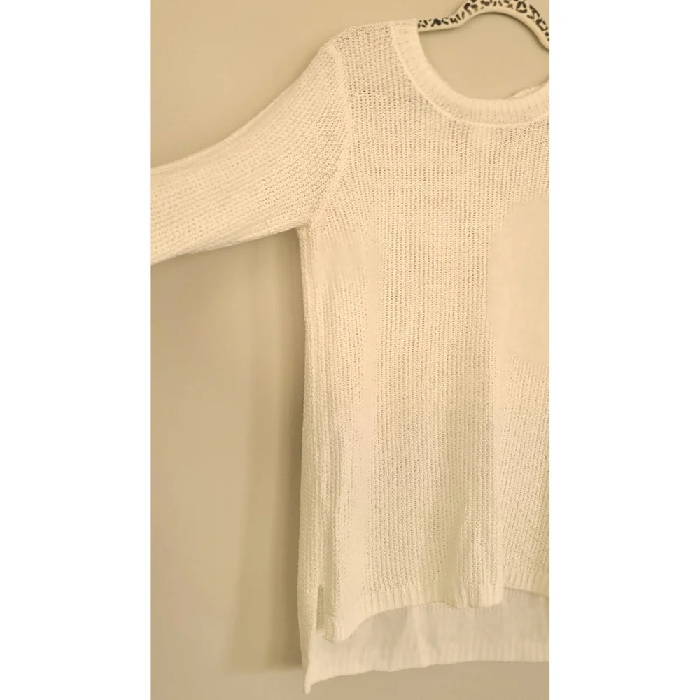 LC Lauren Conrad White Sweater with Bow Detail - Picture 2 of 7
